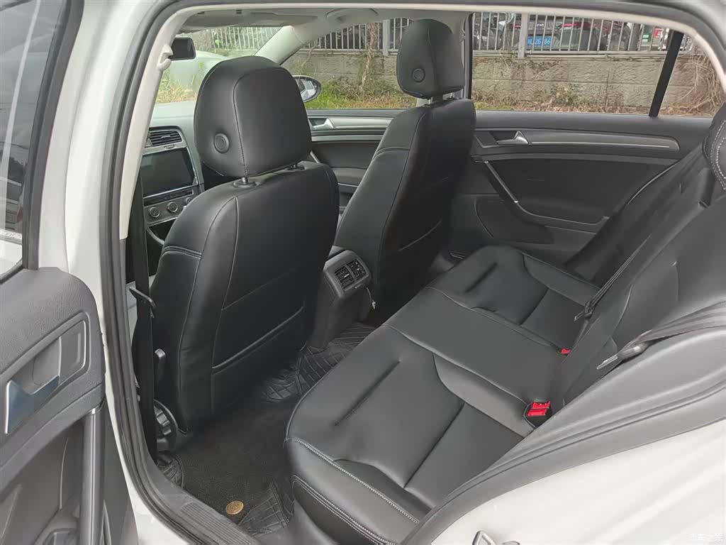 Volkswagen Golf, 2016 8