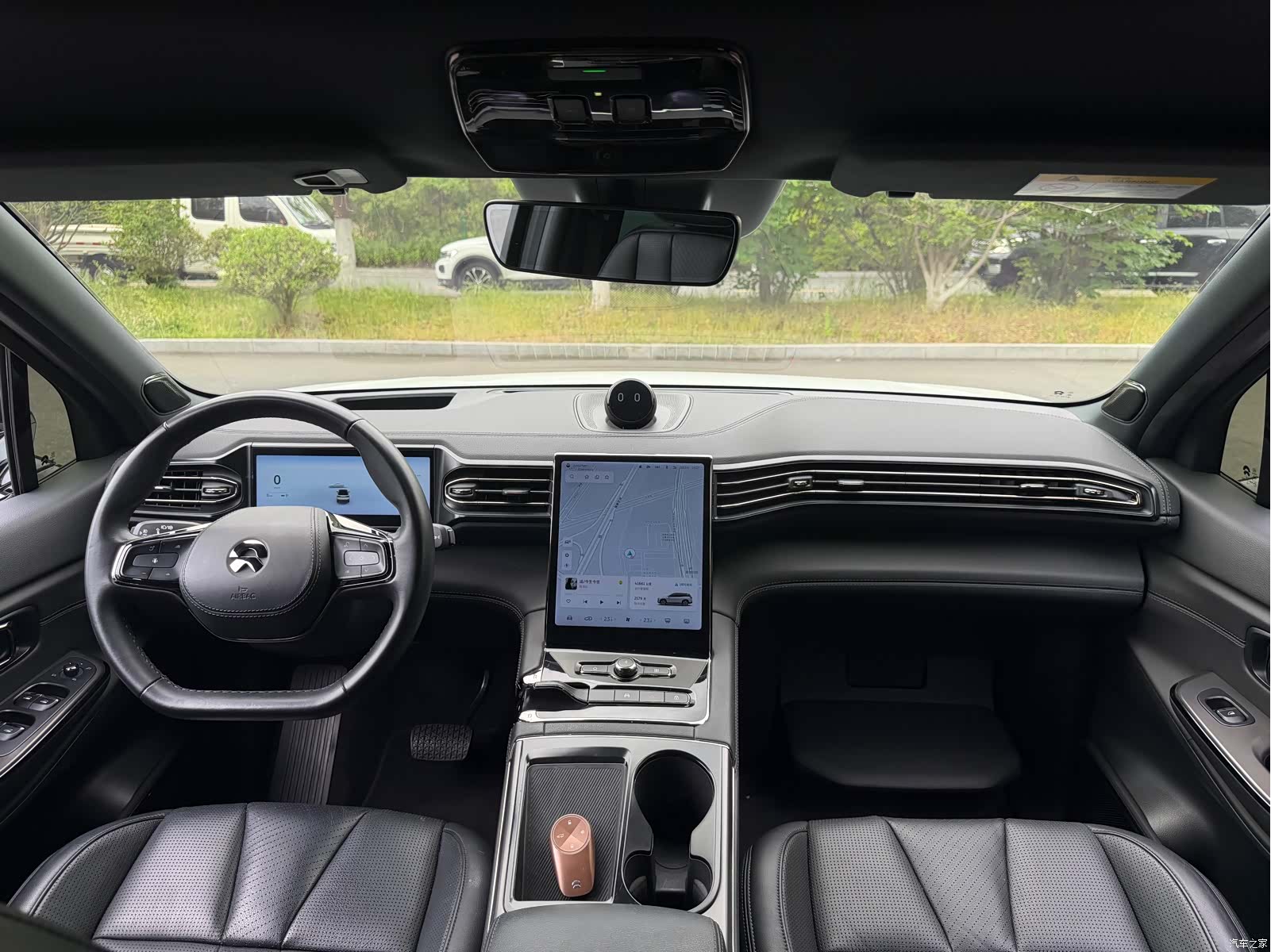 NIO ES8, 2020 4
