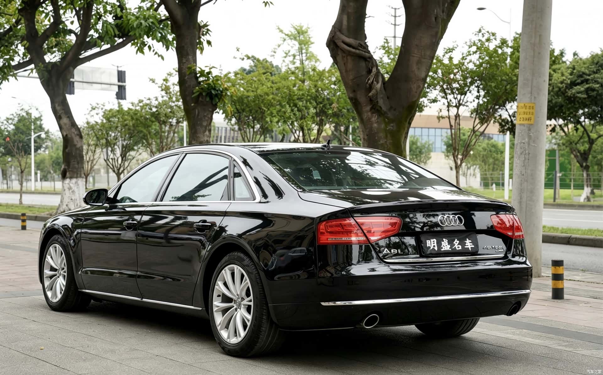 Audi A8L, 2012 24