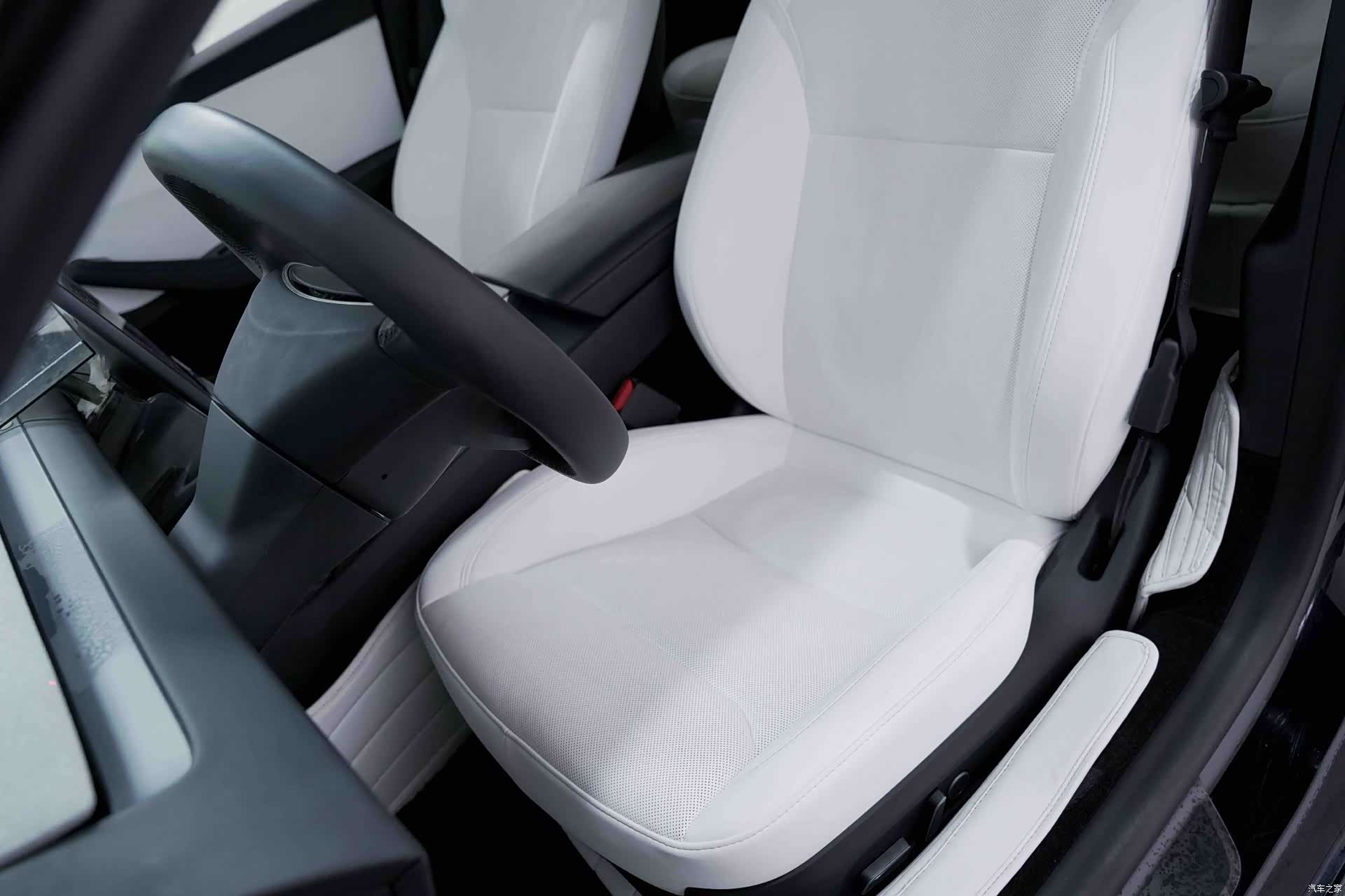Tesla Model 3, 2024 7