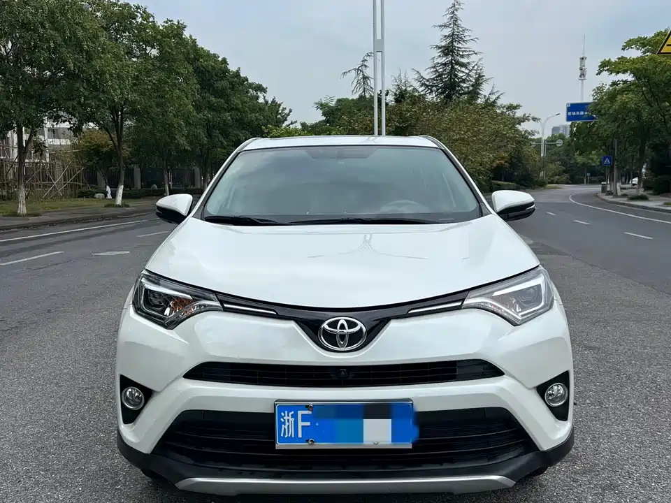 Toyota RAV4 Rongfang