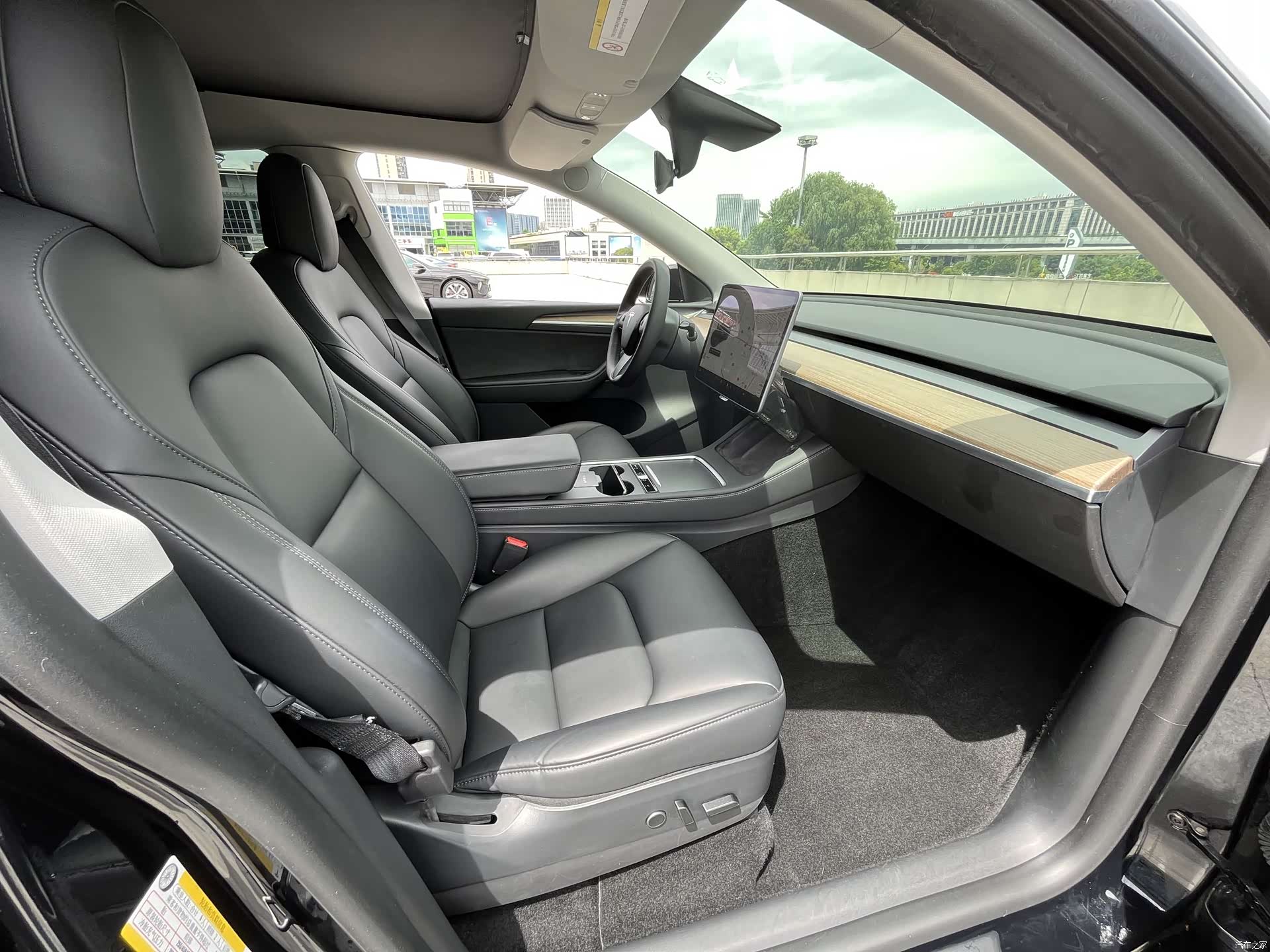 Tesla Model Y, 2021 9