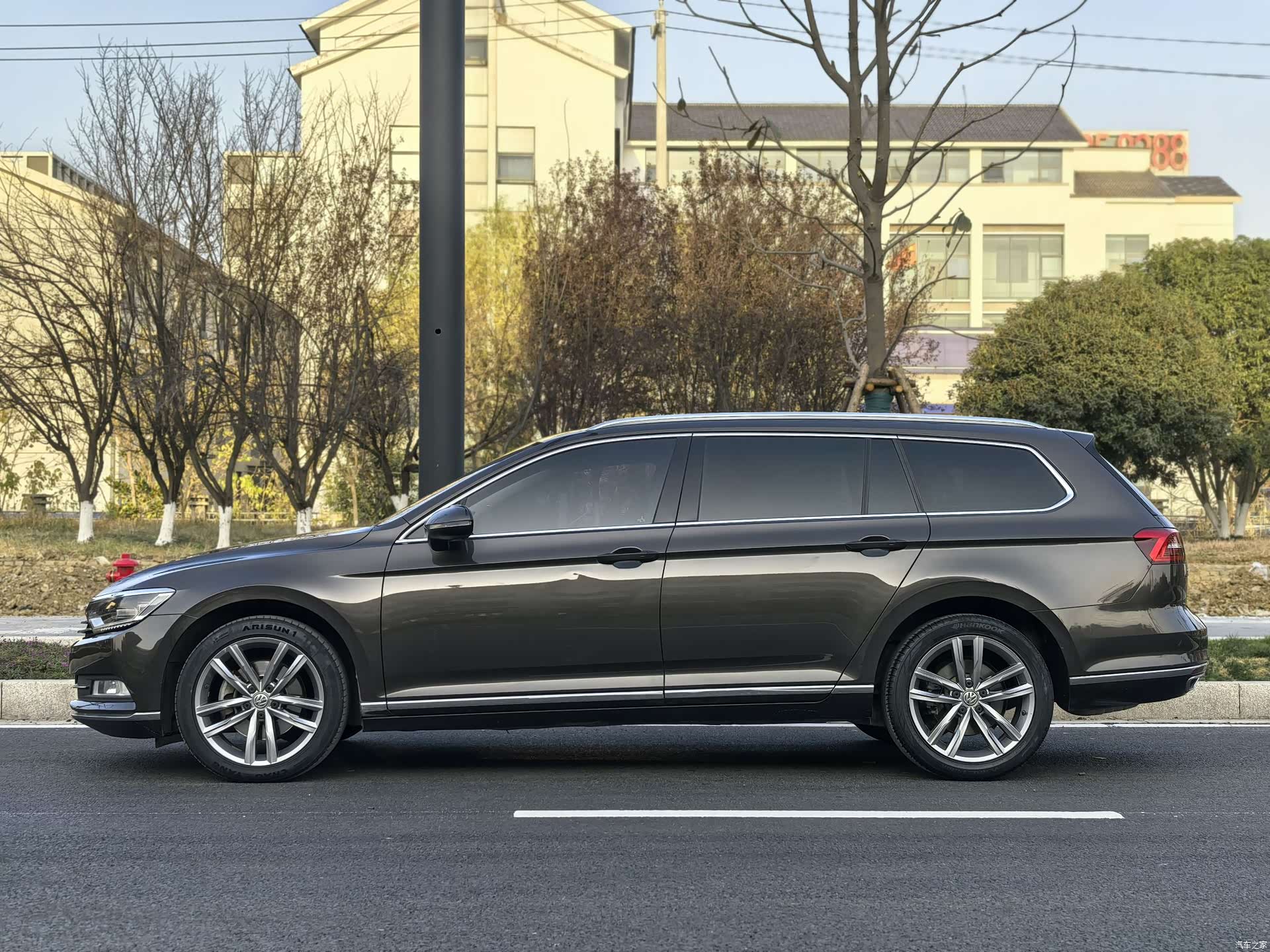 Volkswagen Variant, 2017 все фото