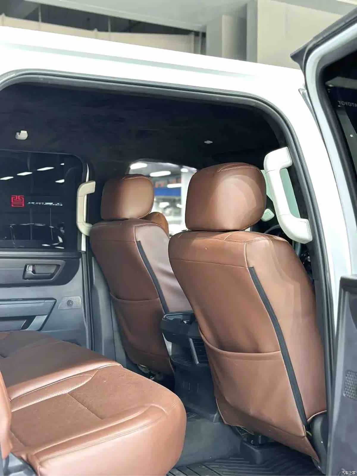 Toyota Tundra, 2023 8