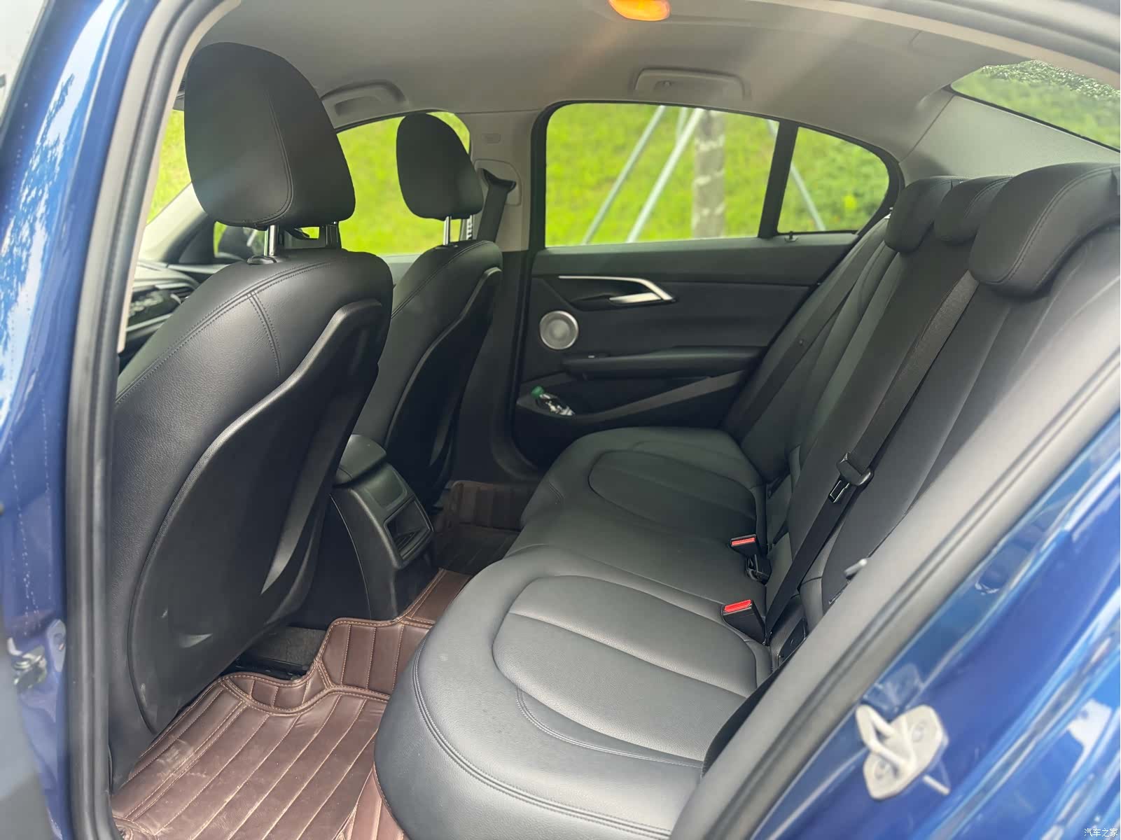 BMW 1 Series, 2021 11
