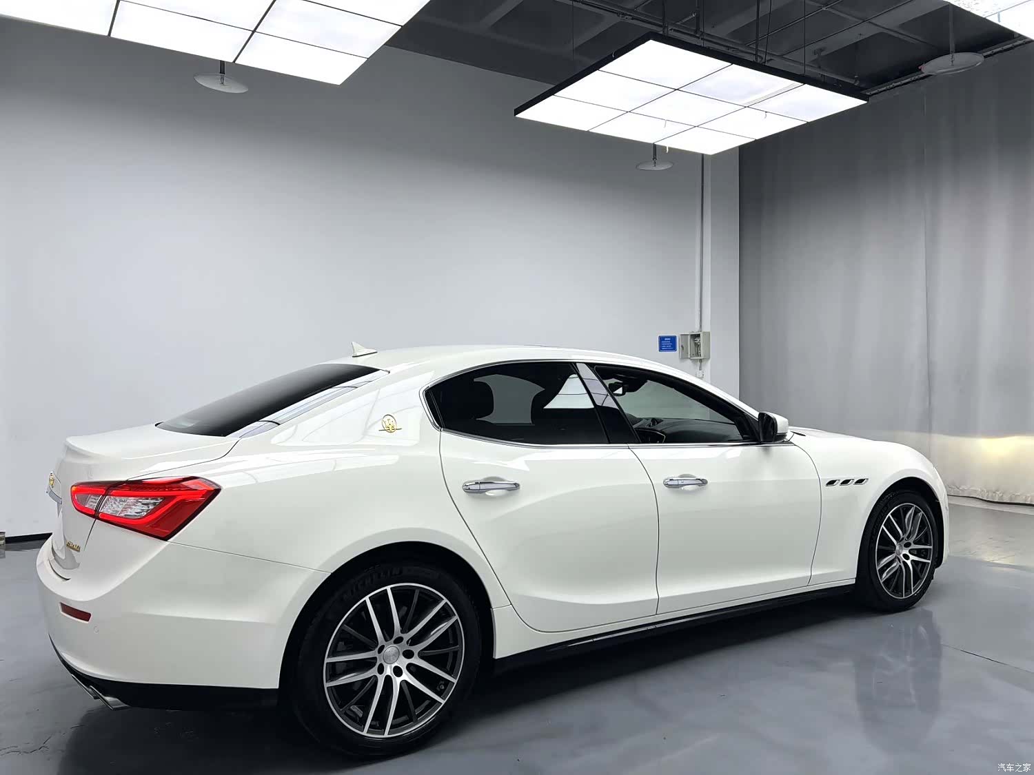 Maserati Ghibli, 2017 8
