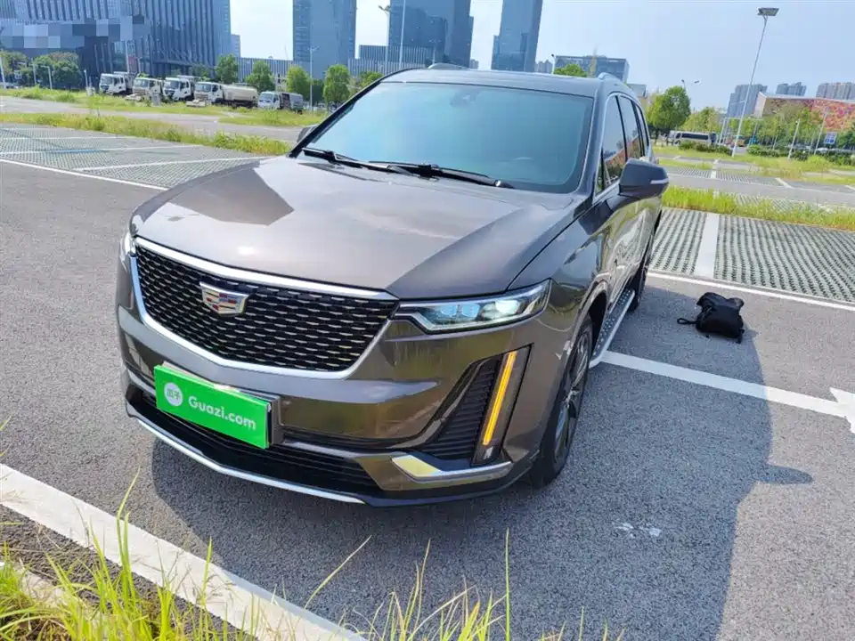 Cadillac XT6