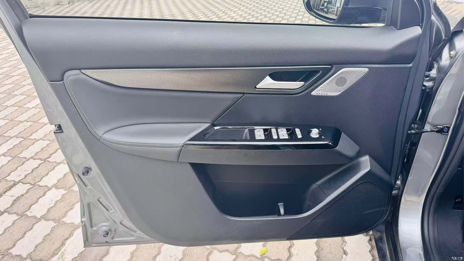 Xpeng G3i, 2022 9