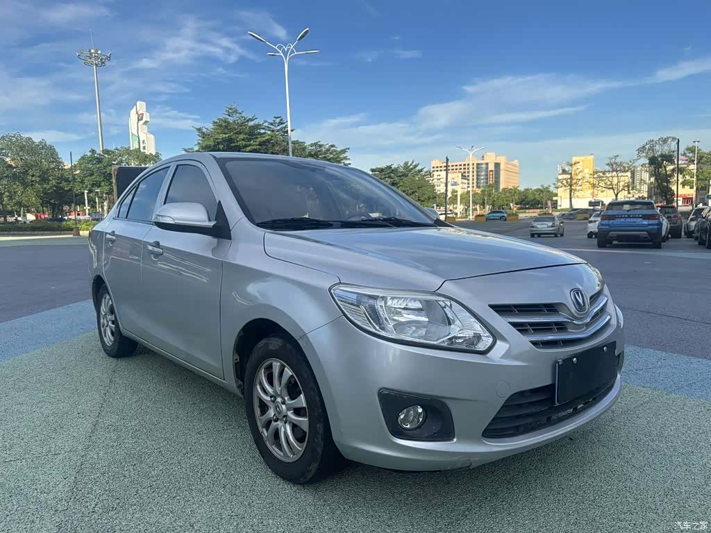 Changan V3, 2014 3