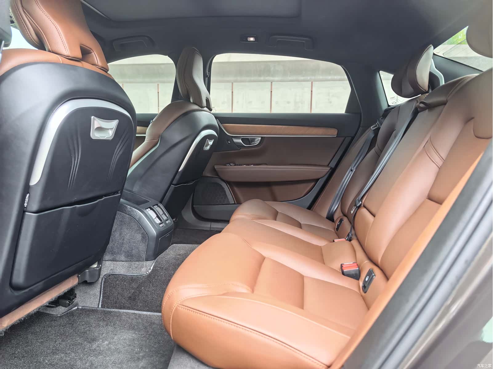 Volvo S90, 2023 4
