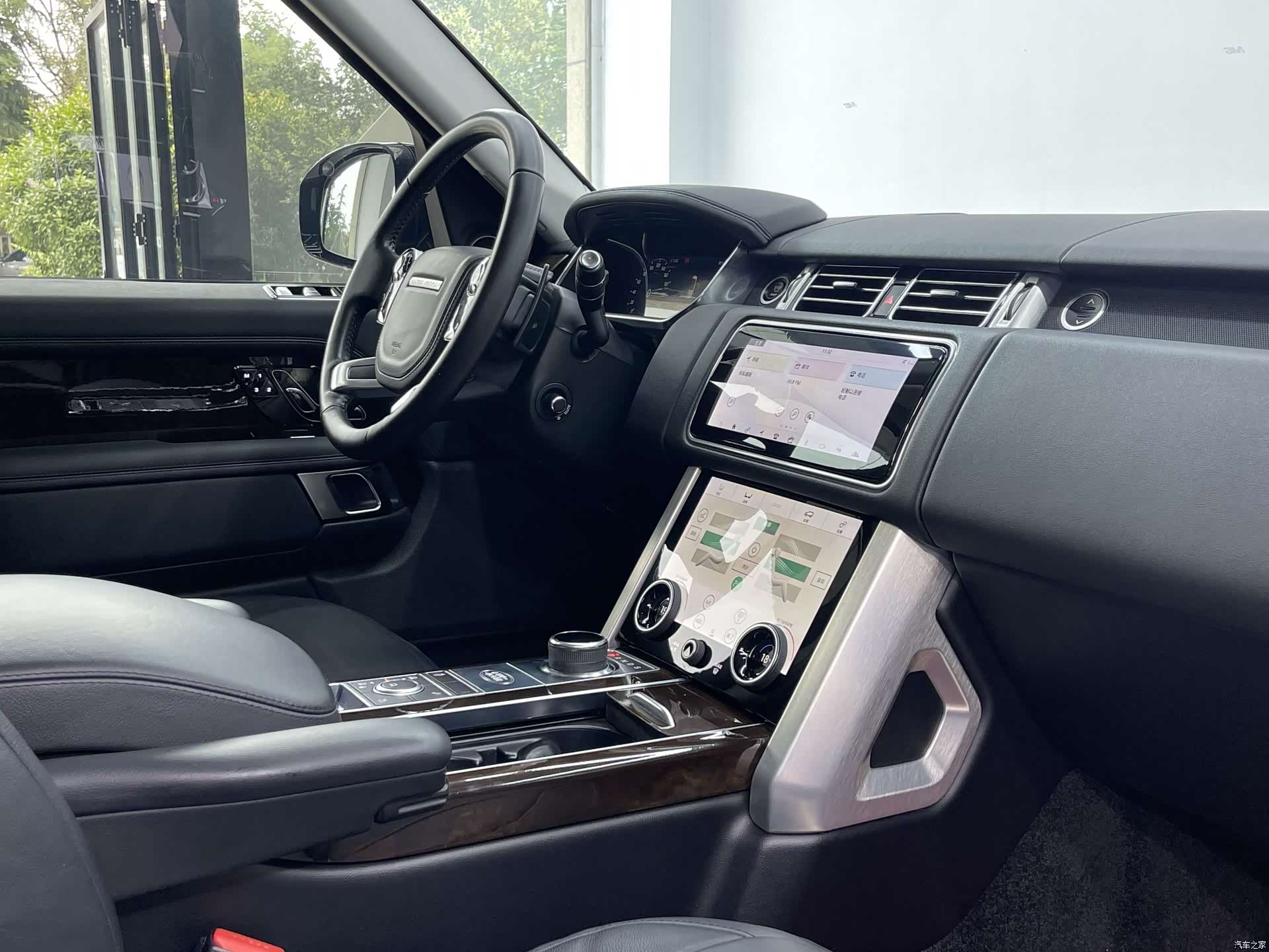 Land Rover Range Rover, 2022 13