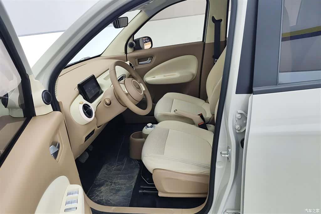 Wuling MINIEV, 2025 9