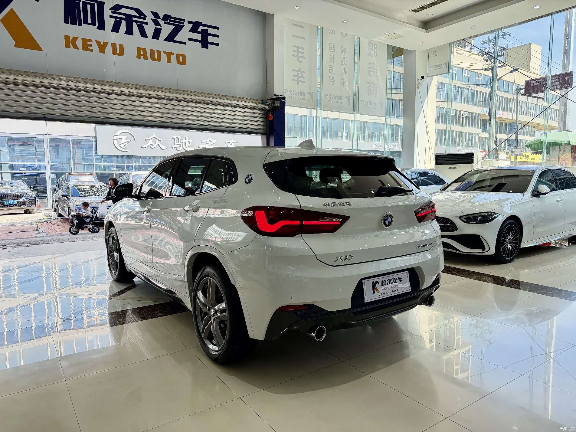 BMW X2, 2022 21