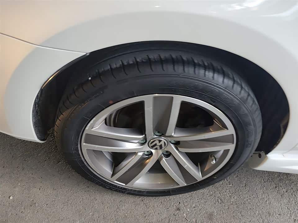 Volkswagen CC Volkswagen CC