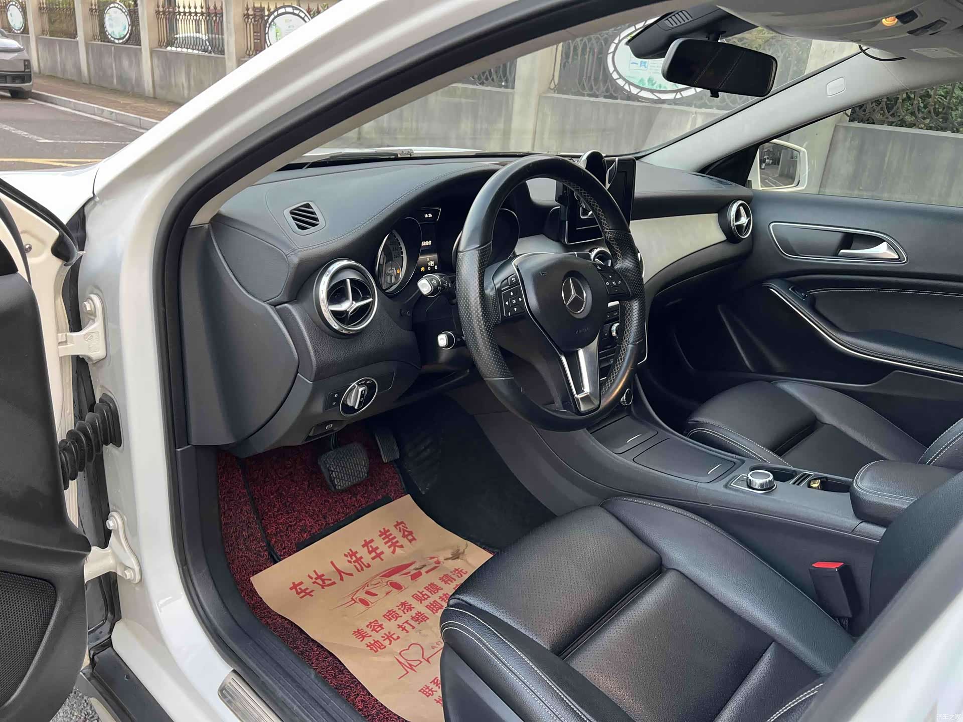 Mercedes-Benz GLA, 2016 8