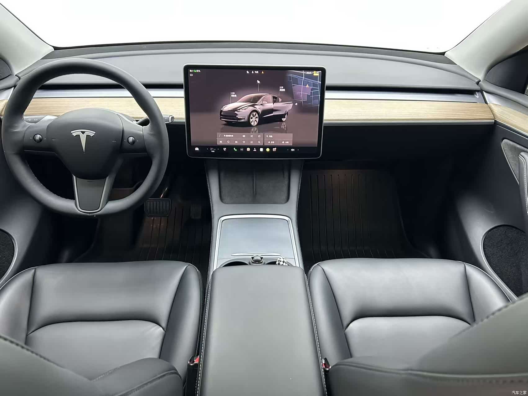 Tesla Model Y, 2022 10