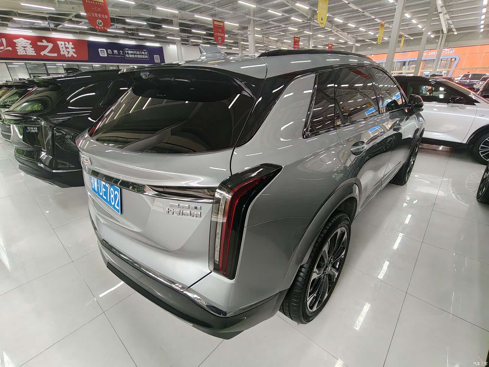Cadillac XT5, 2025 12