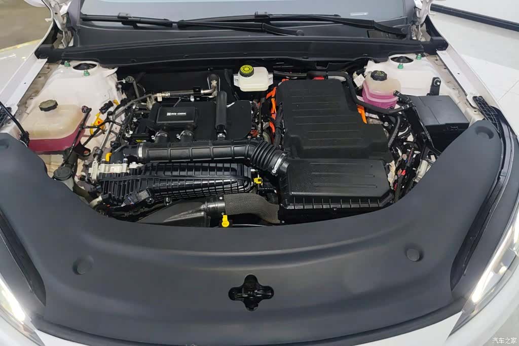 BYD Seal, 2025 10