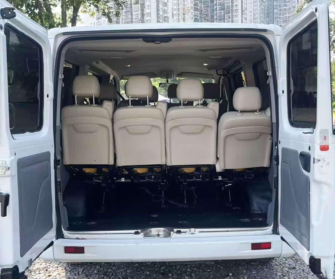 Maxus V80, 2023 9