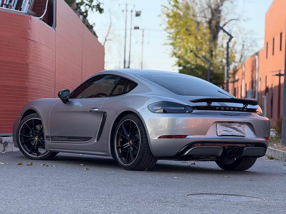 Porsche 718