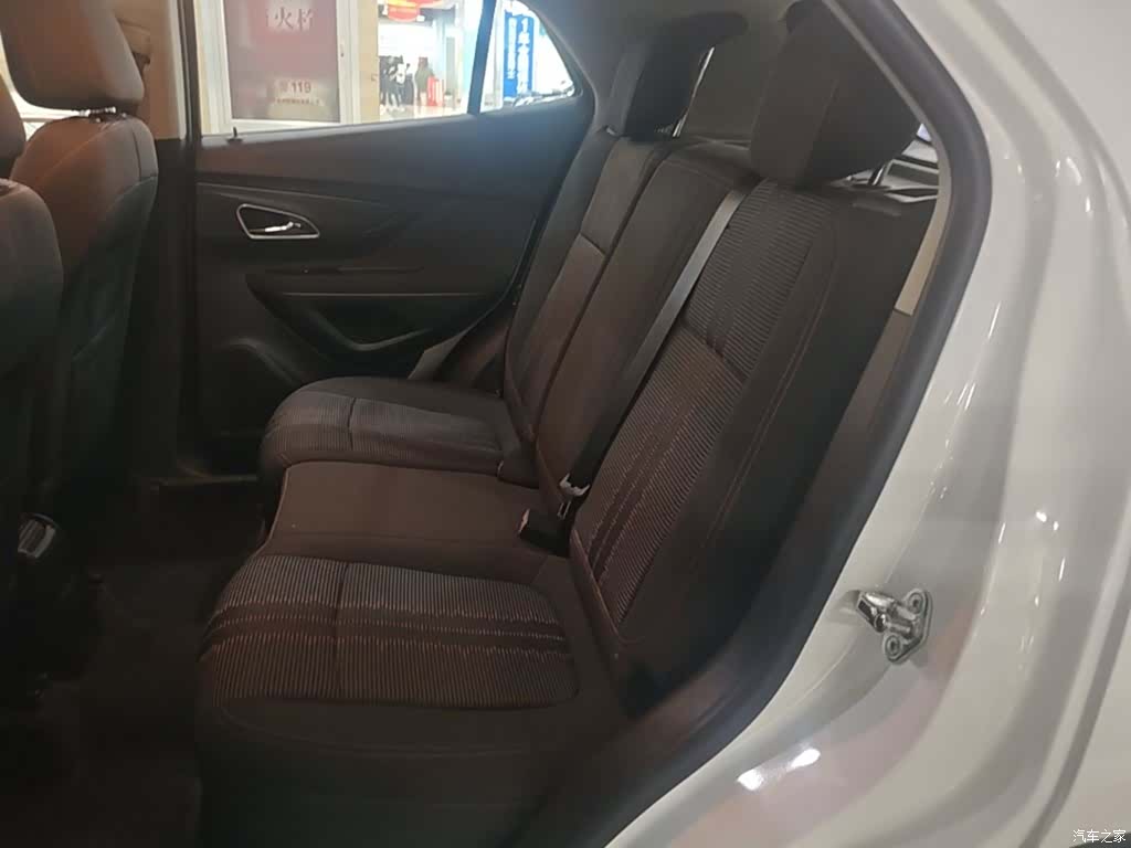 Buick Encore, 2015 17