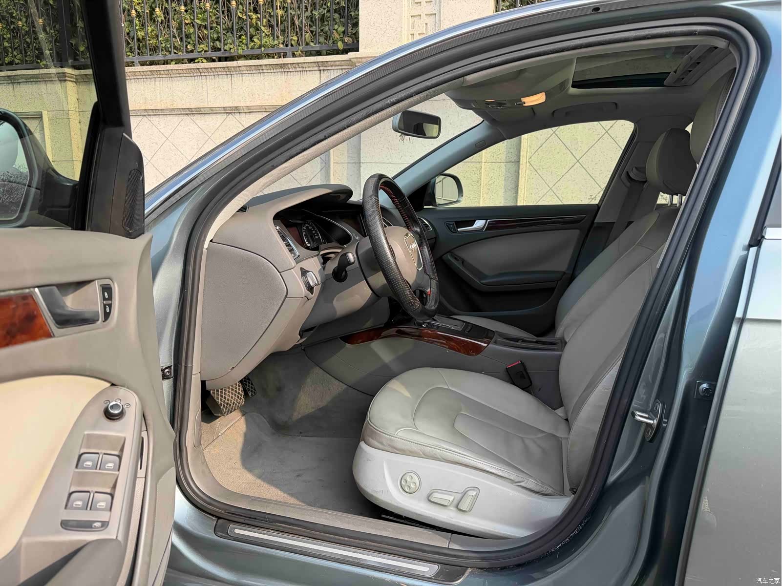 Audi A4L, 2010 6