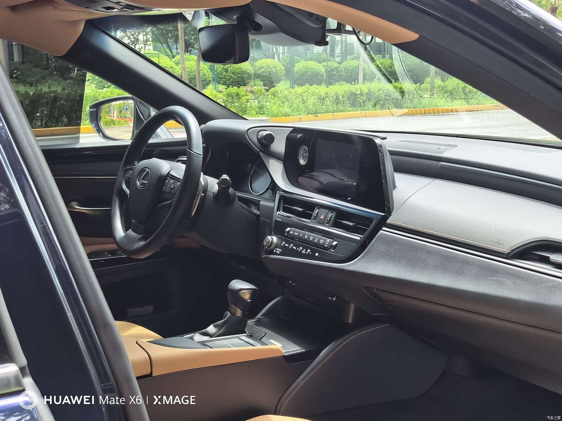 Lexus ES, 2021 14