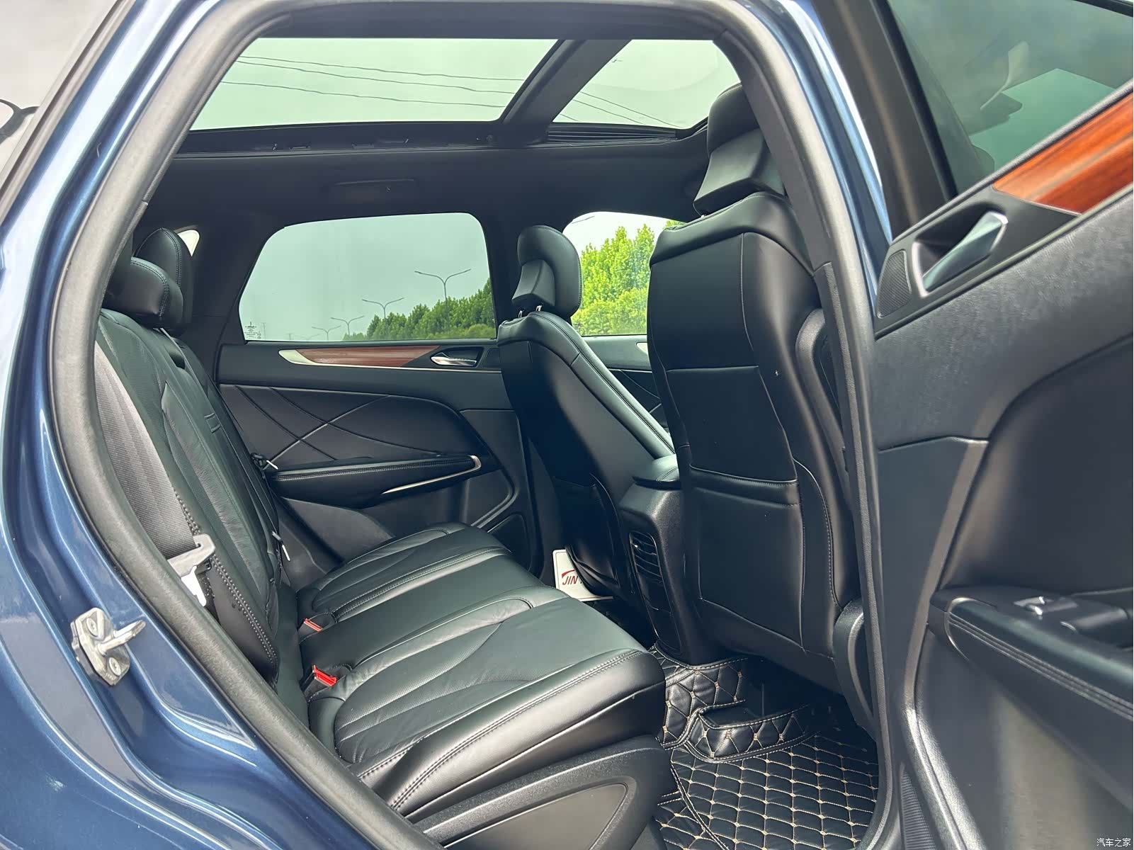 Lincoln MKC, 2019 8