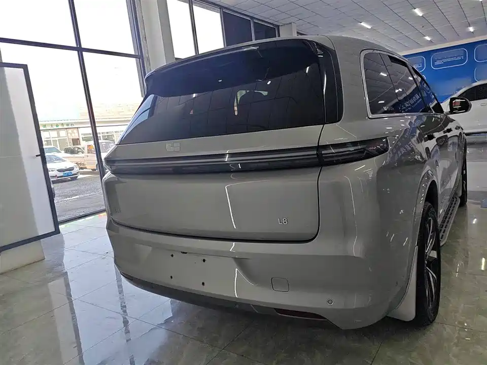 Li Auto Ideal L8