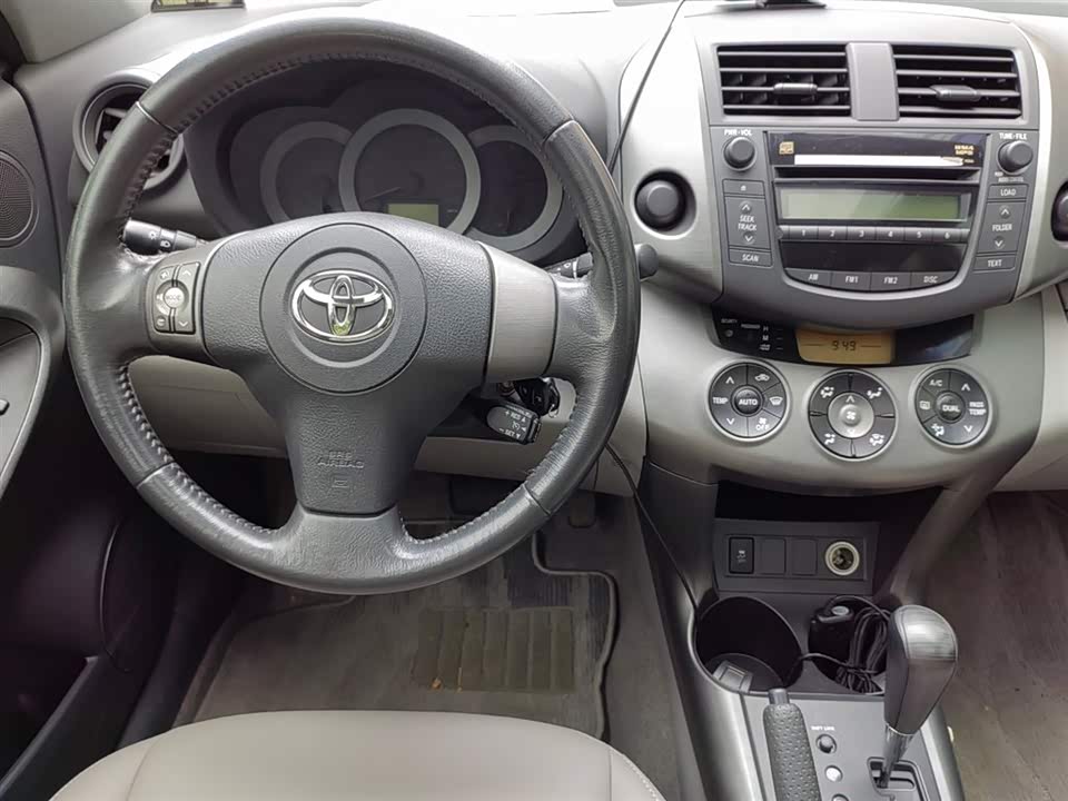 Toyota RAV4 Rongfang