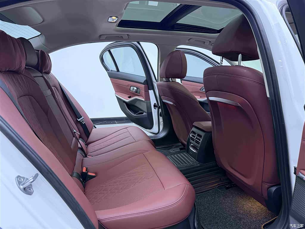 BMW i3, 2024 9