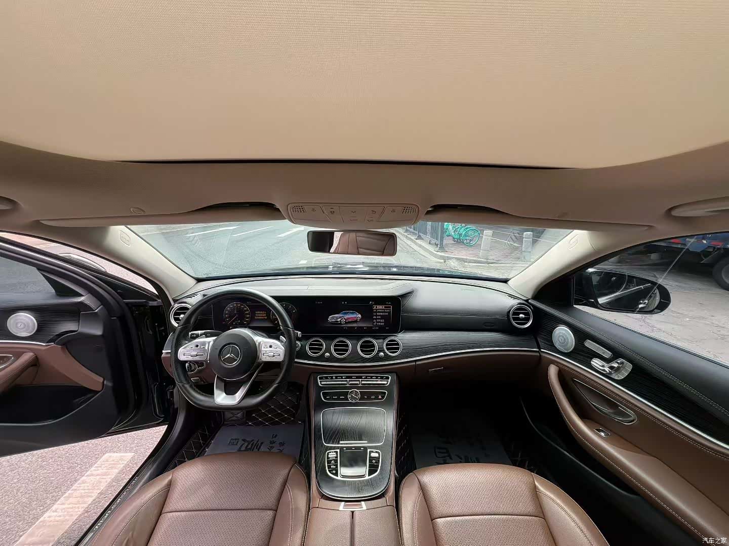 Mercedes-Benz E-Class, 2019 8