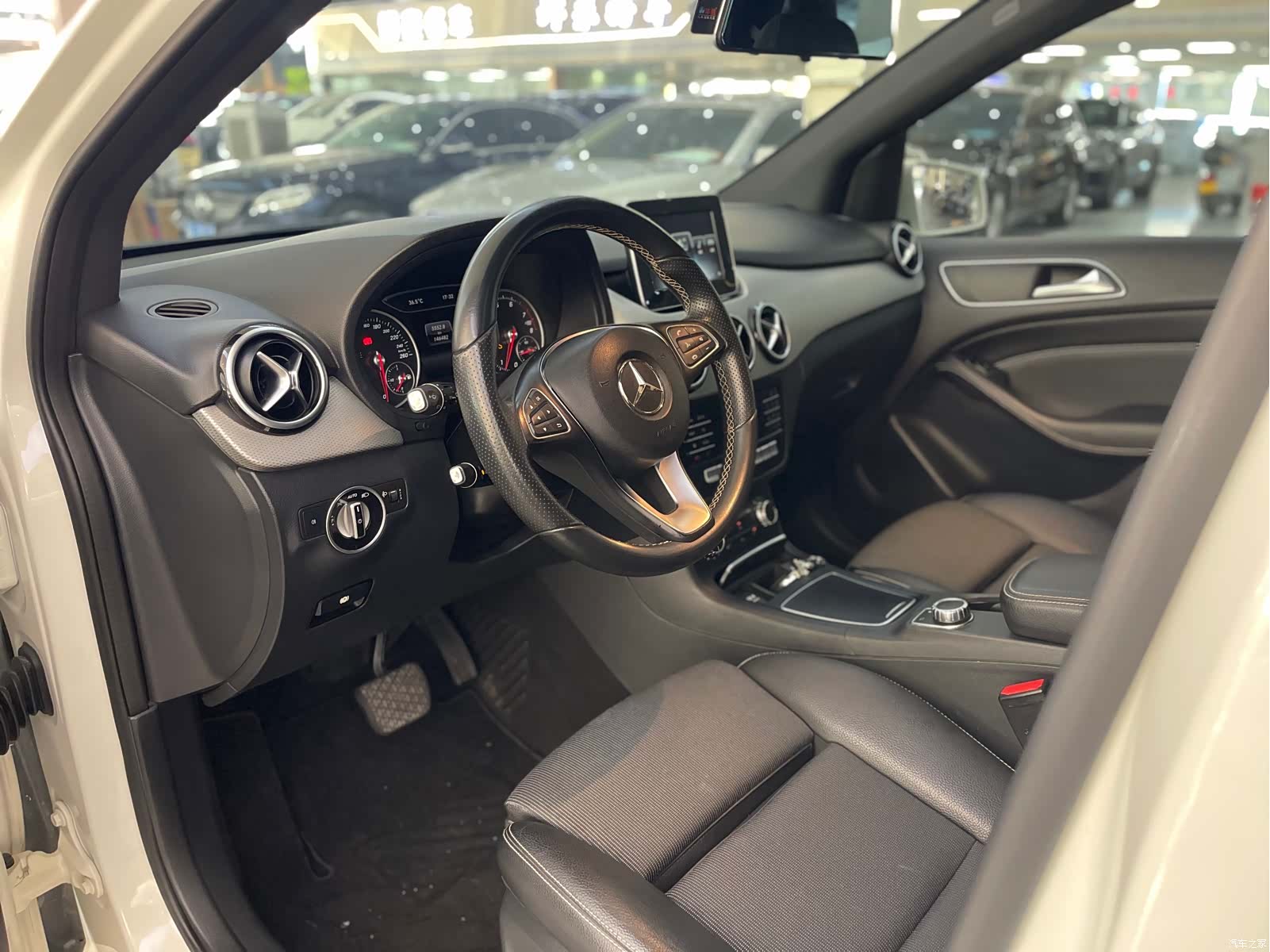 Mercedes-Benz B-Class, 2016 4