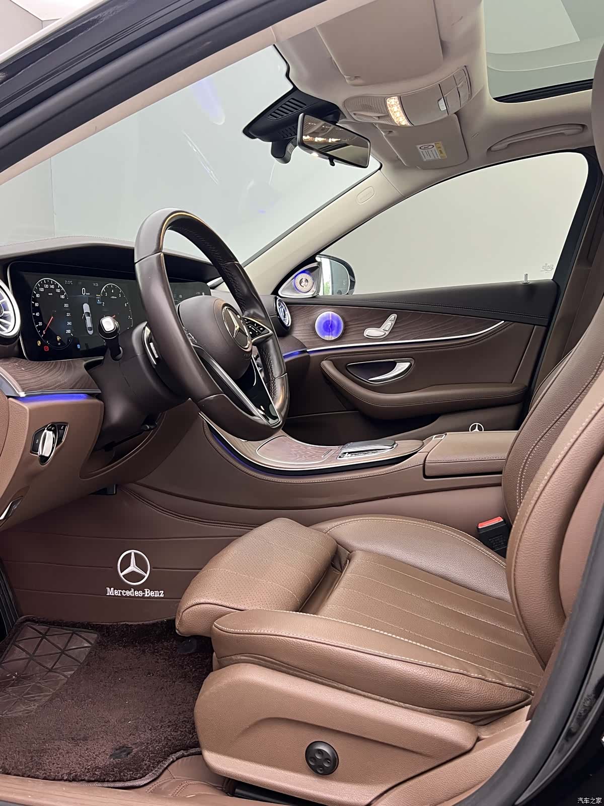 Mercedes-Benz E-Class, 2023 4