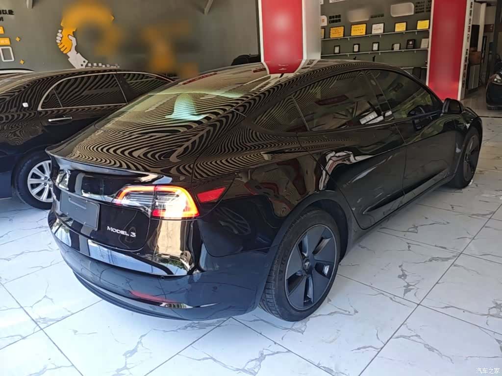 Tesla Model 3, 2022 7