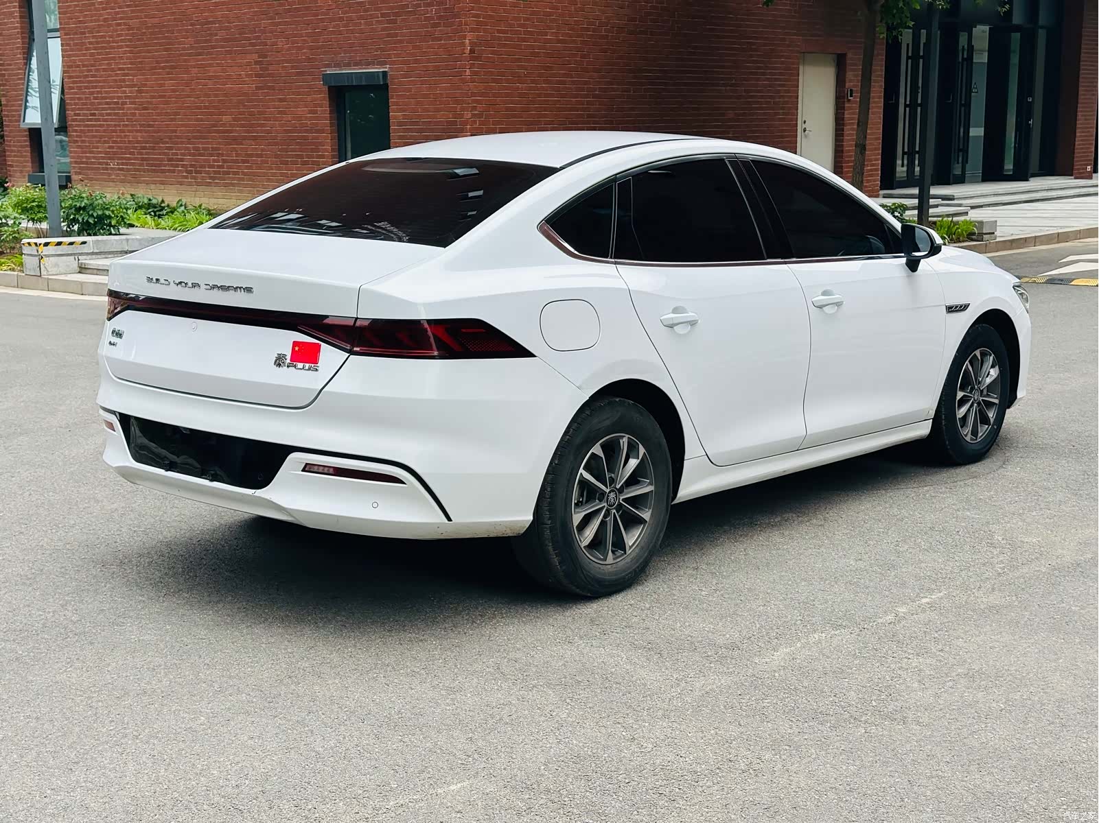 BYD Qin, 2023 все фото