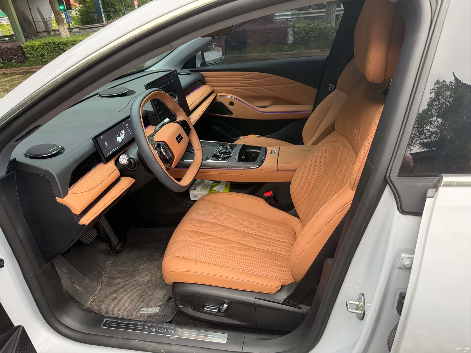 Geely 8, 2025 6