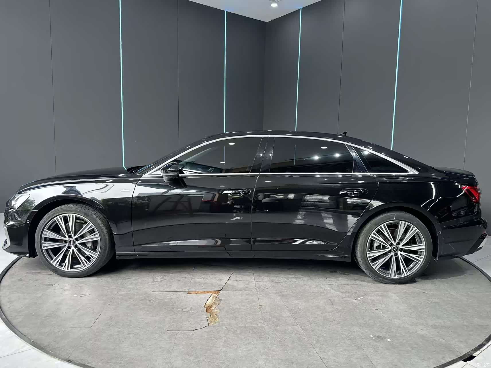 Audi A6L, 2024 4