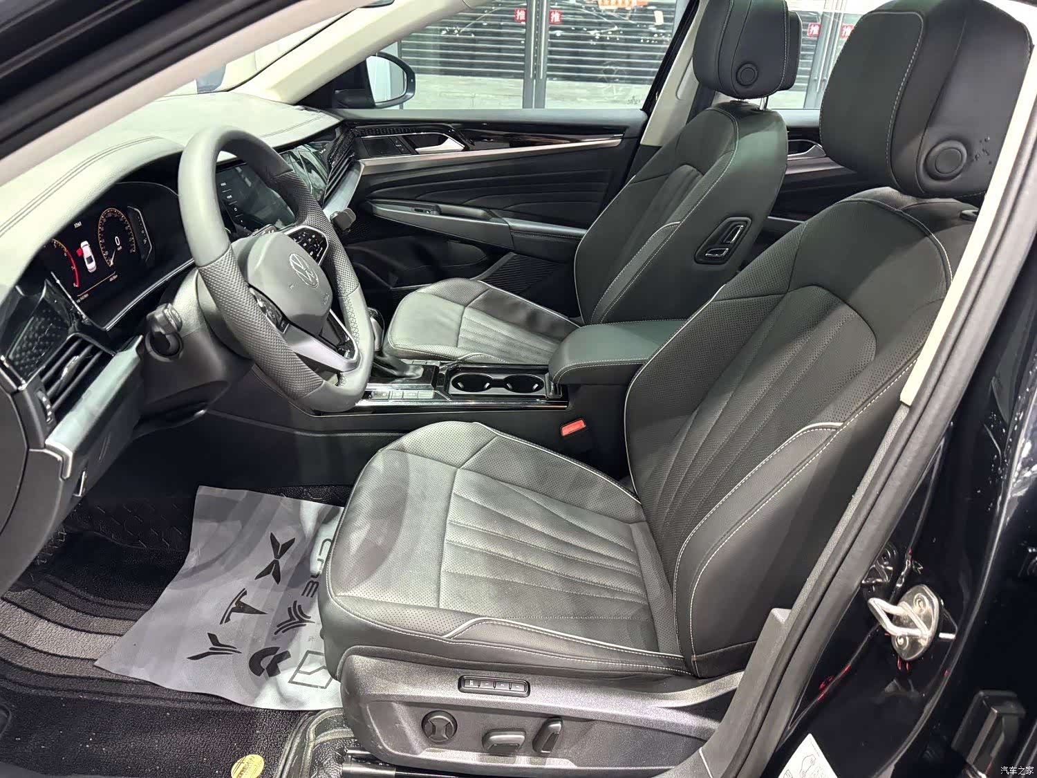 Volkswagen Passat, 2024 3