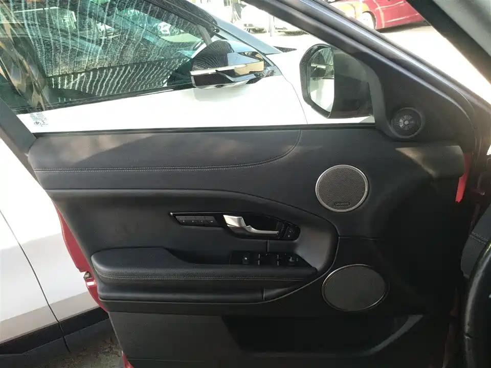 Land Rover Range Rover Aurora