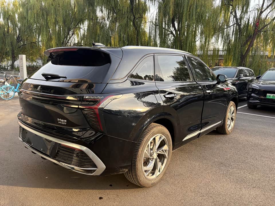 Hongqi HS3 PHEV