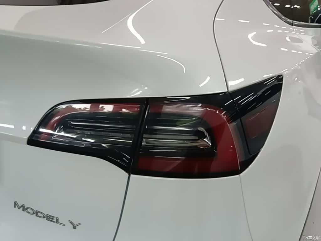 Tesla Model Y, 2022 8