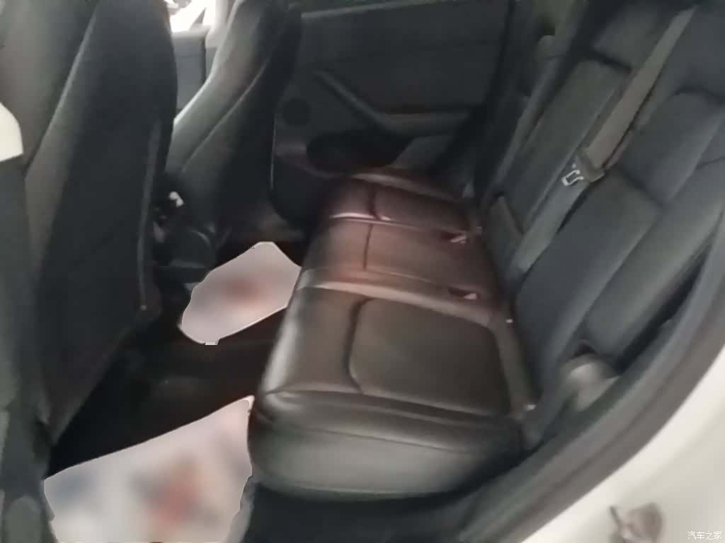 Tesla Model Y, 2022 17