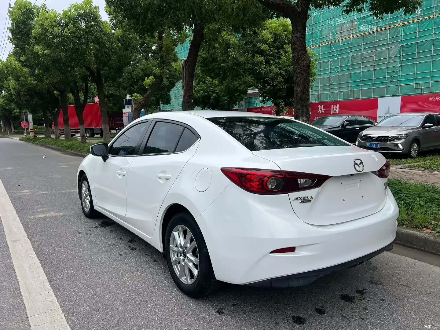 Mazda Mazda3, 2015 4
