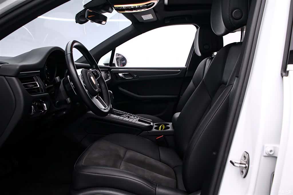 Porsche Macan, 2021 12