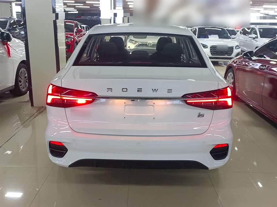 Roewe i5