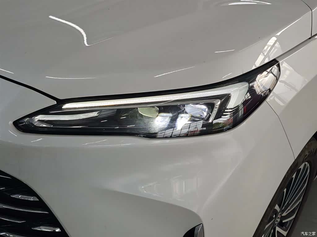 Buick GL8, 2025 13