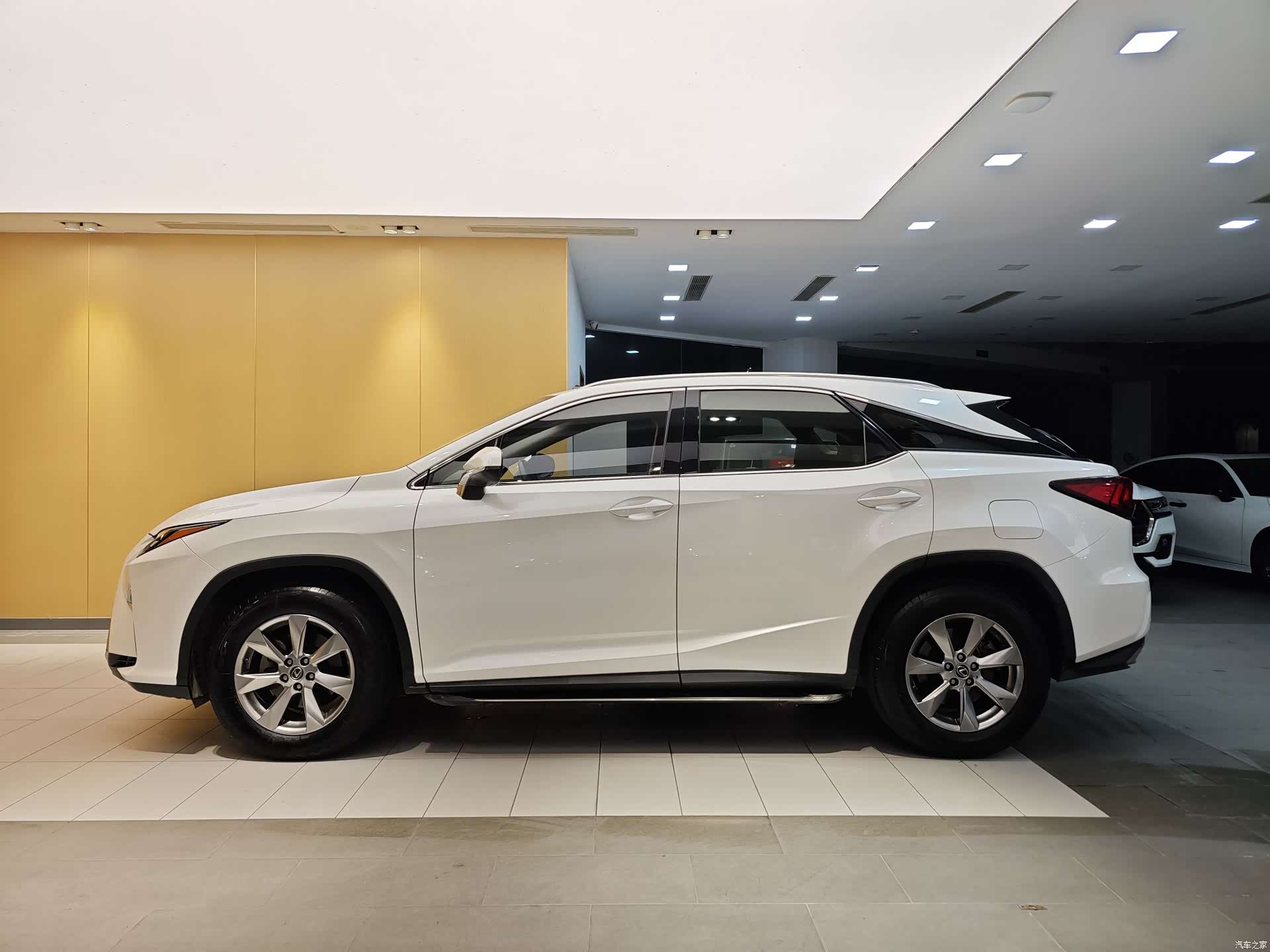 Lexus RX, 2018 7