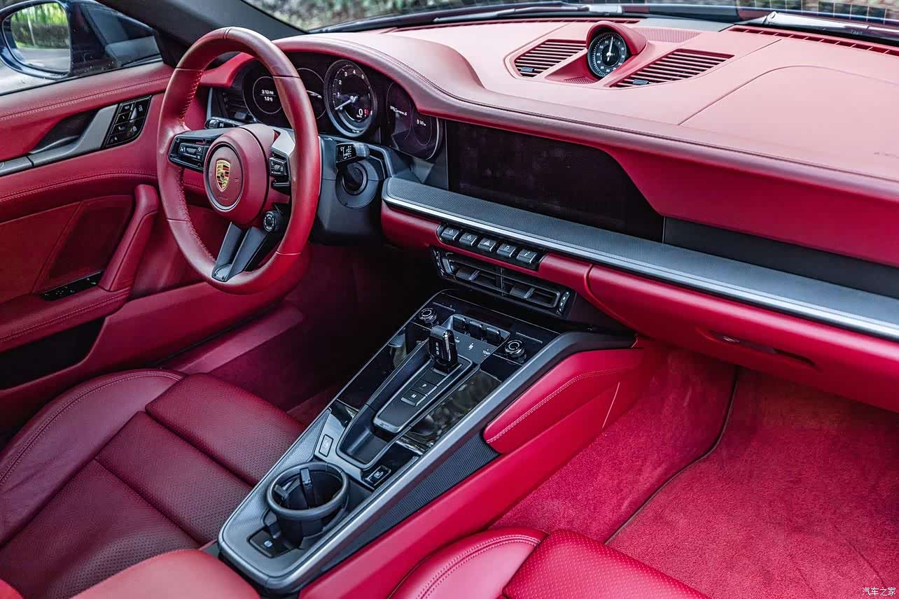 Porsche 911, 2021 9