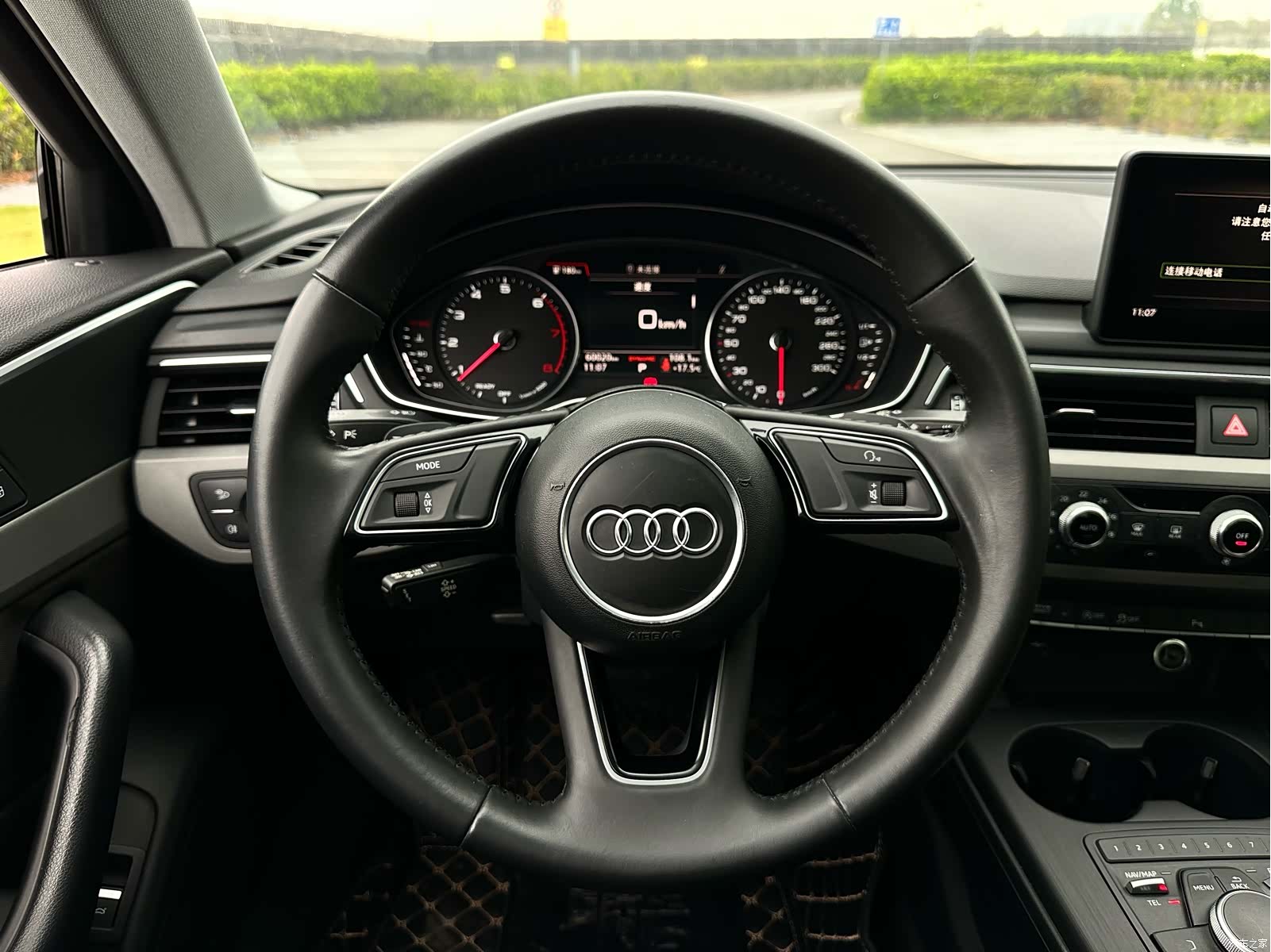 Audi A4L, 2018 16
